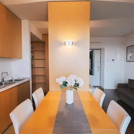 Giax Panoramic View Parking Mailand